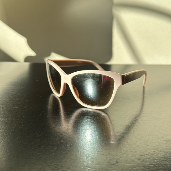 Burberry Sunglasses - Picture 1 of 7